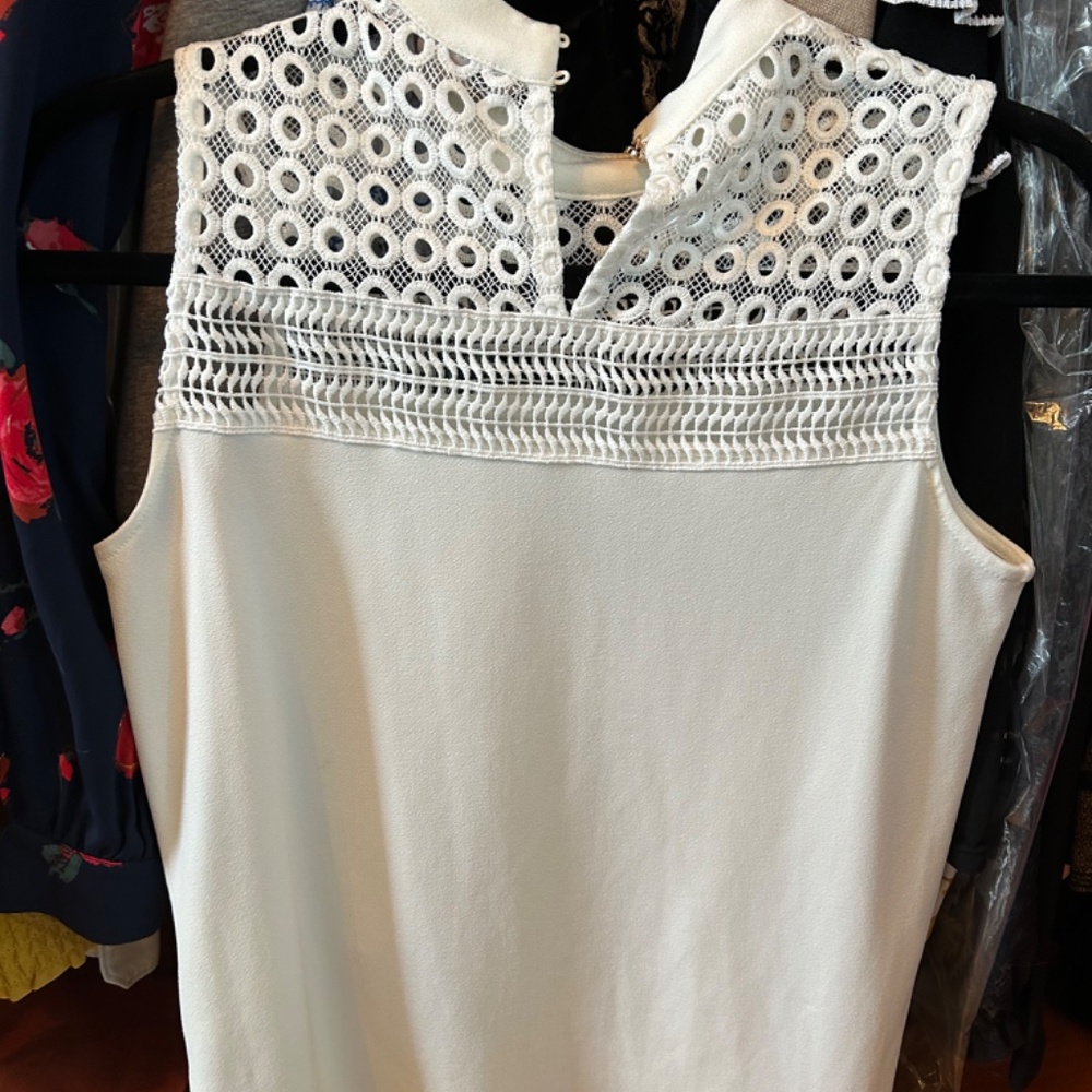 H&M white top - Picture 3 of 4